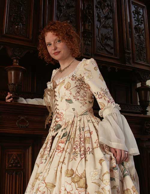Christa Cannon as Lady Catherine in The Highwayman