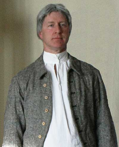 Michael Kempton as John Thompson